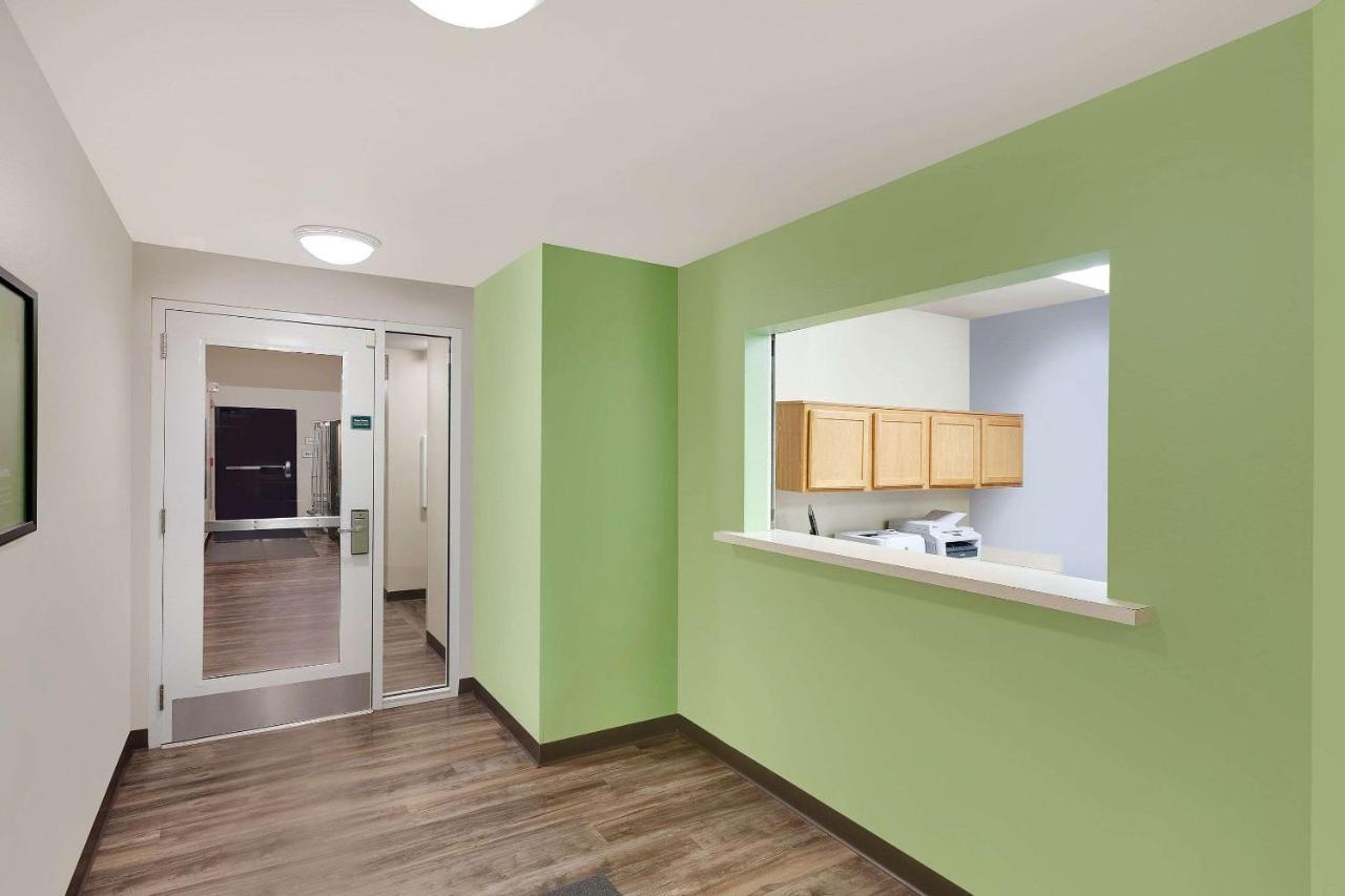 Woodspring Suites Ankeny Des Moines Bagian luar foto